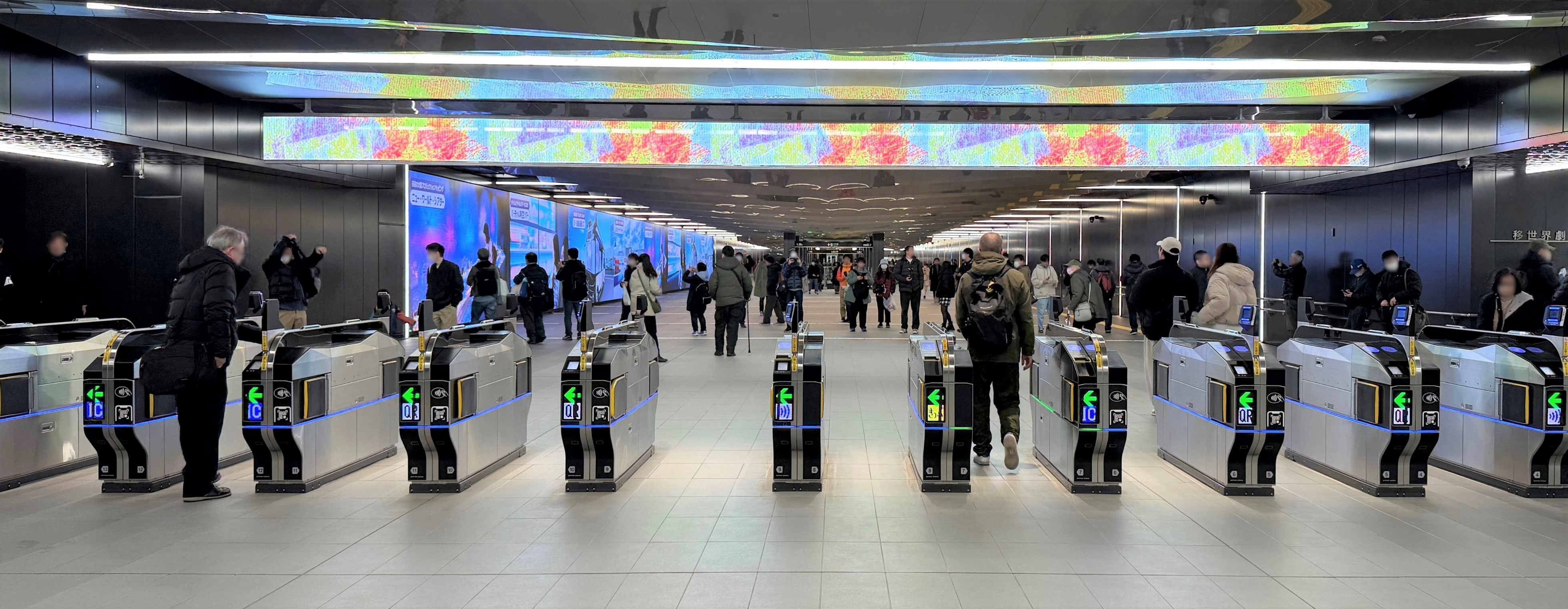 クレカ決済・QR決済対応改札機