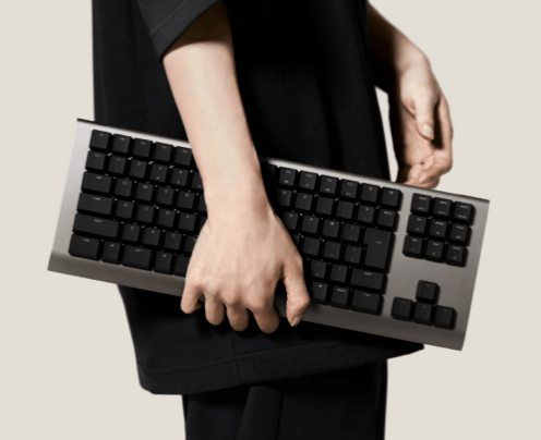 eスポーツ向けブランドを立上げ